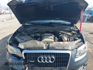 2010 Audi Q5 z VIN WA1LKBFP3AA061212, wystawiony jako IAAI lot #42307742 z przebiegiem 179 897 mil mil oraz . Historia ofert i sprzedaży dostępna na DreamBid. Obrazek 10.