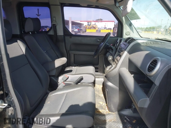 2003 Honda Element EX with VIN 5J6YH28573L009413, listed as a IAAI auction lot 42666517 with 295,697 mi miles and . Bid and sale history available at DreamBid. Image 5.