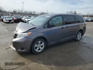 2016 Toyota Sienna L с VIN 5TDZK3DCXGS690788, выставлен на аукционе Copart как лот 43284565 с пробегом 154 559 миль миль и Списание • Salvage title. История ставок и продаж доступна на DreamBid. Изображение 1.
