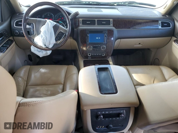 2010 GMC Yukon XL Denali with VIN 1GKUKMEF6AR146632, listed as a Copart auction lot 43939415 with 165,204 mi miles and Salvage Title. Bid and sale history available at carsss.com. Image 8.