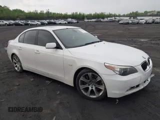 2007 BMW 5 Series 550i z VIN WBANB53517CP07926, wystawiony jako IAAI lot #42286670 z przebiegiem 118 314 mil mil oraz . Historia ofert i sprzedaży dostępna na DreamBid. Obrazek 1.