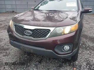 2011 Kia Sorento LX with VIN 5XYKT3A1XBG147240, listed as a IAAI auction lot 42465947 with 112,150 mi miles and . Bid and sale history available at DreamBid. Image 6.