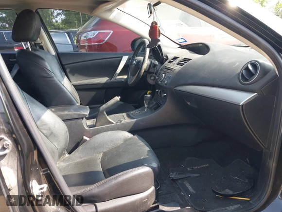 2012 Mazda 3 i Grand Touring with VIN JM1BL1W71C1576432, listed as a IAAI auction lot 41899165 with 276,687 mi miles and . Bid and sale history available at DreamBid. Image 5.