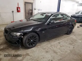 2009 BMW 3 Series 328i xDrive z VIN WBAWC33509PU84070, wystawiony jako Copart lot #86859354 z przebiegiem 150 752 mil mil oraz Nie do naprawy • Non repairable. Historia ofert i sprzedaży dostępna na DreamBid. Obrazek 1.
