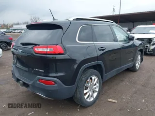 2014 Jeep Cherokee Limited z VIN 1C4PJMDS3EW300537, wystawiony jako IAAI lot #41921510 z przebiegiem 173 866 mil mil oraz . Historia ofert i sprzedaży dostępna na DreamBid. Obrazek 4.