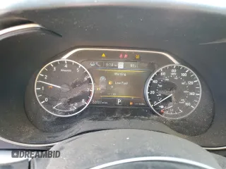 2021 Nissan Maxima SV with VIN 1N4AA6CV4MC507800, listed as a Copart auction lot 48749595 with 82,037 mi miles and Salvage Title. Bid and sale history available at DreamBid. Image 9.