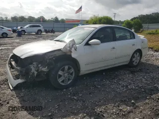 2004 Nissan Altima S with VIN 1N4AL11D44C175140, listed as a Copart auction lot 61028335 with 267,571 mi miles and Salvage title. Bid and sale history available at DreamBid. Image 1.