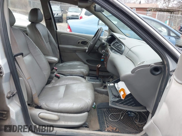 1998 Mercury Mystique z VIN 3MEFM66L2WM611980, wystawiony jako IAAI lot #41391920 z przebiegiem 199 491 mil mil oraz . Historia ofert i sprzedaży dostępna na DreamBid. Obrazek 5.