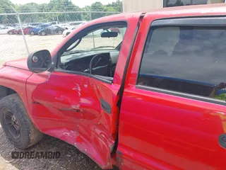 2000 Dodge Dakota Sport with VIN 1B7GL2AN7YS607119, listed as a IAAI auction lot 42377808 with 287,892 mi miles and . Bid and sale history available at DreamBid. Image 6.
