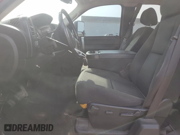 2007 Chevrolet Silverado 1500 1LT with VIN 1GCEK19087Z582802, listed as a Copart auction lot 54242475 with 219,129 mi miles and Clean Title. Bid and sale history available at DreamBid. Image 7.