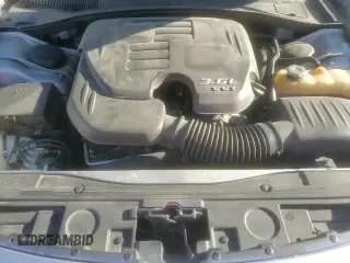 2019 Chrysler 300 Touring with VIN 2C3CCAAG6KH609926, listed as a Copart auction lot 80406865 with 104,699 mi miles and Salvage title. Bid and sale history available at DreamBid. Image 14.