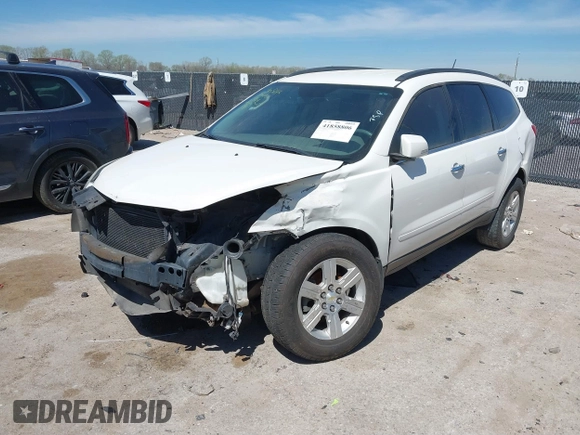 2012 Chevrolet Traverse 1LT z VIN 1GNKVGED7CJ326382, wystawiony jako IAAI lot #41858806 z przebiegiem 190 849 mil mil oraz . Historia ofert i sprzedaży dostępna na DreamBid. Obrazek 2.