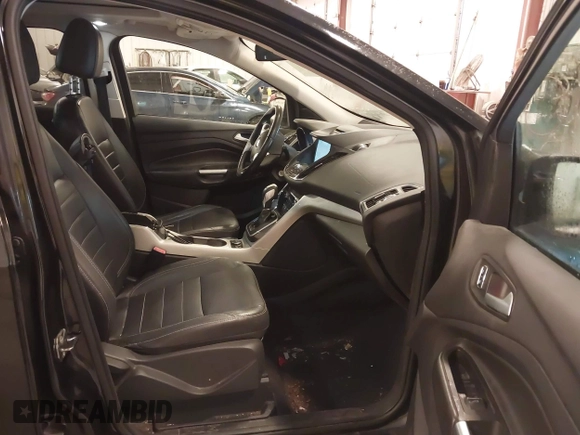2013 Ford Escape SEL with VIN 1FMCU9H96DUC64584, listed as a IAAI auction lot 41357053 with 139,422 mi miles. Bid and sale history available at carsss.com. Image 5.
