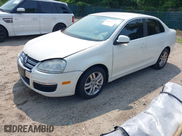 2007 Volkswagen Jetta 2.5 z VIN 3VWRG71K77M062978, wystawiony jako IAAI lot #42415517 z przebiegiem 168 159 mil mil oraz . Historia ofert i sprzedaży dostępna na DreamBid. Obrazek 2.