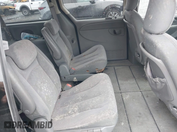 2006 Chrysler Town & Country LX with VIN 2A4GP44R46R800898, listed as a IAAI auction lot 41465720 with 215,423 mi miles and . Bid and sale history available at DreamBid. Image 8.