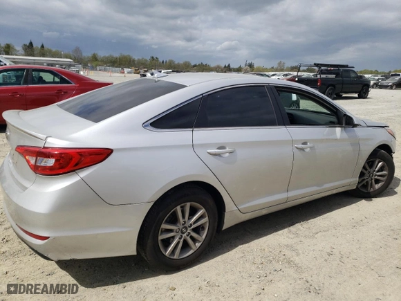 2015 Hyundai Sonata 2.4L SE with VIN 5NPE24AF8FH154414, listed as a Copart auction lot 50959285 with 172,530 mi miles and Salvage Title. Bid and sale history available at carsss.com. Image 3.