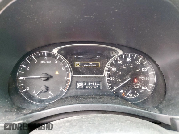 2014 Nissan Pathfinder SL with VIN 5N1AR2MNXEC624224, listed as a Copart auction lot 55322405 with 212,433 mi miles and Clean Title. Bid and sale history available at DreamBid. Image 9.