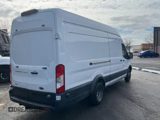 2018 Ford Transit with VIN 1FTRS4XG7JKA92189, listed as a Copart auction lot 44176055 with 136,292 mi miles and Clean Title. Bid and sale history available at carsss.com. Image 4.
