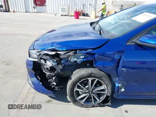 2024 Kia Forte LXS with VIN 3KPF24AD9RE726974, listed as a IAAI auction lot 42014926 with 24,380 mi miles. Bid and sale history available at carsss.com. Image 6.