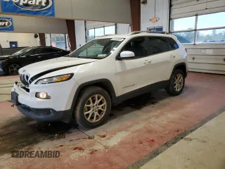 2016 Jeep Cherokee Latitude z VIN 1C4PJMCB3GW245219, wystawiony jako Copart lot #59899595 z przebiegiem 189 077 mil mil oraz Szkoda całkowita • Salvage title. Historia ofert i sprzedaży dostępna na DreamBid. Obrazek 1.