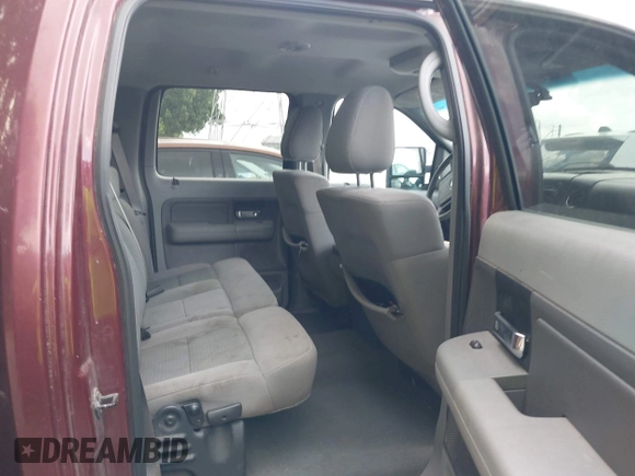 2005 Ford F-150 XLT z VIN 1FTPW145X5FA79884, wystawiony jako IAAI lot #42631899 z przebiegiem 202 964 mil mil oraz . Historia ofert i sprzedaży dostępna na DreamBid. Obrazek 8.