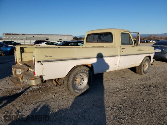 1970 Ford F-250 z VIN F25YRG91538, wystawiony jako Copart lot #87632065 z przebiegiem 38 811 mil mil oraz Czysty tytuł • Clean title. Historia ofert i sprzedaży dostępna na DreamBid. Obrazek 3.
