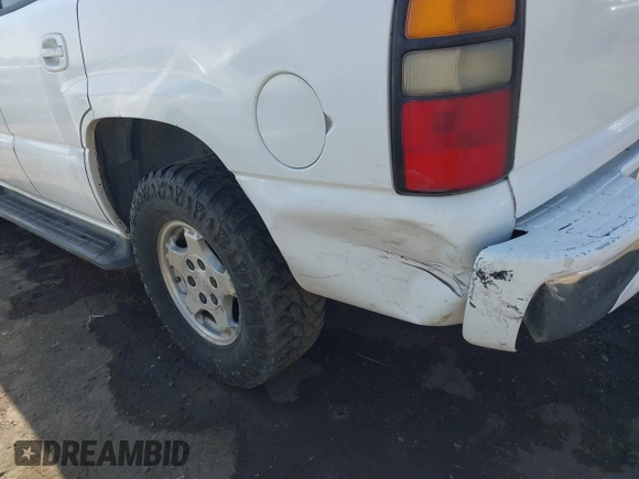 2004 Chevrolet Tahoe LS with VIN 1GNEC13T44R321833, listed as a IAAI auction lot 40559396 with 170,652 mi miles and . Bid and sale history available at DreamBid. Image 12.