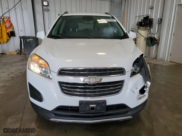 2015 Chevrolet Trax LT with VIN 3GNCJRSB5FL185341, listed as a Copart auction lot 49847035 with 150,176 mi miles and Clean Title. Bid and sale history available at carsss.com. Image 5.