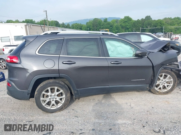 2017 Jeep Cherokee Latitude z VIN 1C4PJLCB3HW662626, wystawiony jako IAAI lot #42485105 z przebiegiem Nie podano mil oraz . Historia ofert i sprzedaży dostępna na DreamBid. Obrazek 13.