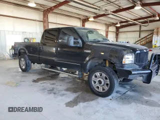 1999 Ford F-350 XL z VIN 1FTSW31S9XED72877, wystawiony jako Copart lot #77412084 z przebiegiem 449 967 mil mil oraz Szkoda całkowita • Salvage title. Historia ofert i sprzedaży dostępna na DreamBid. Obrazek 4.