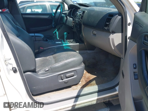 2006 Toyota 4Runner SR5 with VIN JTEZU14R760066270, listed as a IAAI auction lot 42101578 with 274,513 mi miles and . Bid and sale history available at DreamBid. Image 5.
