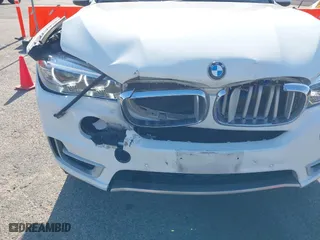 2017 BMW X5 sDrive35i with VIN 5UXKR2C53H0U19763, listed as a IAAI auction lot 41895725 with 101,361 mi miles. Bid and sale history available at carsss.com. Image 6.
