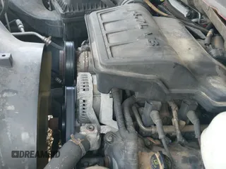 2010 Dodge 1500 SLT z VIN 1D7RB1GP7AS155568, wystawiony jako IAAI lot #42277940 z przebiegiem 134 413 mil mil oraz . Historia ofert i sprzedaży dostępna na DreamBid. Obrazek 19.