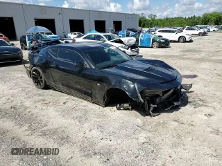 2020 Chevrolet Camaro 2SS z VIN 1G1FH1R73L0100406, wystawiony jako Copart lot #56818305 z przebiegiem 76 573 mil mil oraz Nie do naprawy • Non repairable. Historia ofert i sprzedaży dostępna na DreamBid. Obrazek 13.