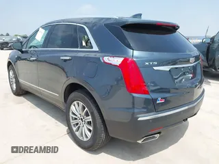 2019 Cadillac XT5 Luxury FWD z VIN 1GYKNCRS1KZ259282, wystawiony jako IAAI lot #41921030 z przebiegiem 27 880 mil mil oraz . Historia ofert i sprzedaży dostępna na DreamBid. Obrazek 3.