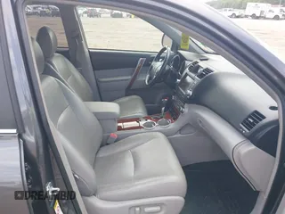 2012 Toyota Highlander Limited with VIN 5TDDK3EH7CS159806, listed as a IAAI auction lot 42600449 with 130,961 mi miles and . Bid and sale history available at DreamBid. Image 5.