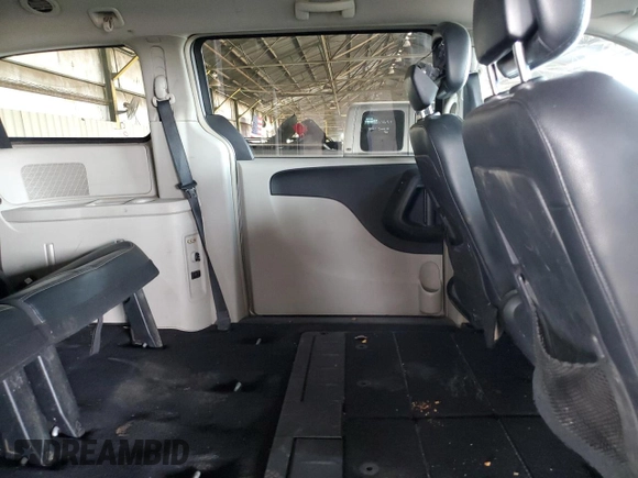 2013 Chrysler Town & Country Touring with VIN 2C4RC1BG3DR630136, listed as a Copart auction lot 51374995 with 209,149 mi miles and Clean Title. Bid and sale history available at carsss.com. Image 11.