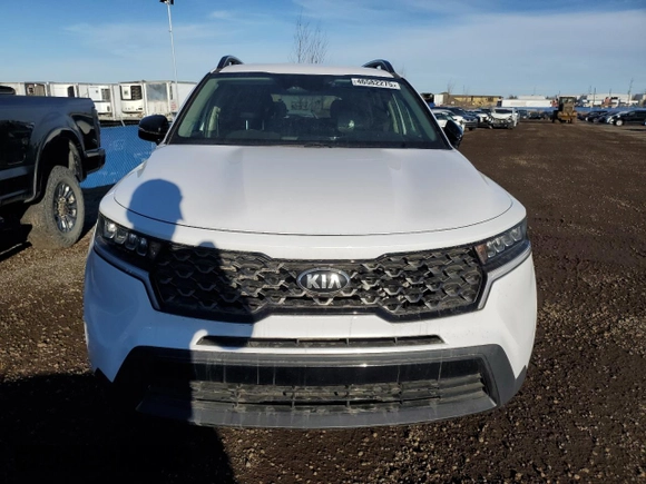 2021 Kia Sorento X-Line z VIN 5XYRGDLF8MG038912, wystawiony jako Copart lot #46582275 z przebiegiem 130 794 mil mil oraz Szkoda całkowita • Salvage title. Historia ofert i sprzedaży dostępna na DreamBid. Obrazek 5.
