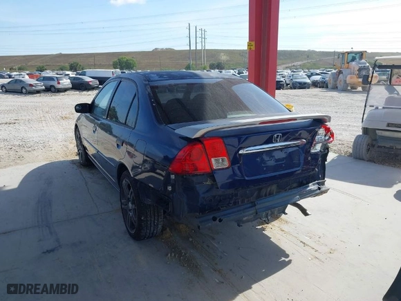 2004 Honda Civic LX with VIN 2HGES16504H520579, listed as a IAAI auction lot 41978506 with 173,511 mi miles. Bid and sale history available at carsss.com. Image 3.