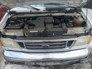 2005 Ford Econoline Passenger XL with VIN 1FBNE31L85HB47326, listed as a Copart auction lot 88312785 with Not Provided miles and Salvage Title. Bid and sale history available at carsss.com. Image 12.