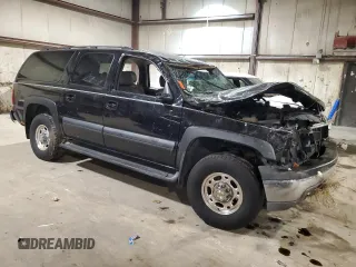 2003 Chevrolet Suburban LT with VIN 3GNGK26UX3G136660, listed as a Copart auction lot 82666304 with 0 mi miles and Salvage Title. Bid and sale history available at carsss.com. Image 4.
