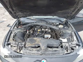 2013 BMW 3 Series 328i xDrive с VIN WBA3B5G51DNS00364, выставлен на аукционе IAAI как лот 42256459 с пробегом 110 970 миль миль и . История ставок и продаж доступна на DreamBid. Изображение 10.