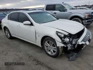 2015 Infiniti Q40 with VIN JN1CV6AR6FM522375, listed as a Copart auction lot 39700744 with 107,801 mi miles and Salvage Title. Bid and sale history available at carsss.com. Image 4.