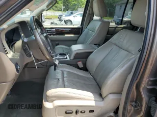 2016 Lincoln Navigator Select z VIN 5LMJJ2JT0GEL09141, wystawiony jako Copart lot #60395615 z przebiegiem 189 654 mil mil oraz Czysty tytuł • Clean title. Historia ofert i sprzedaży dostępna na DreamBid. Obrazek 7.