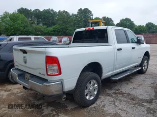 2023 Ram 2500 Big Horn with VIN 3C6UR5DJXPG632878, listed as a IAAI auction lot 42152832 with 44,198 mi miles. Bid and sale history available at carsss.com. Image 4.
