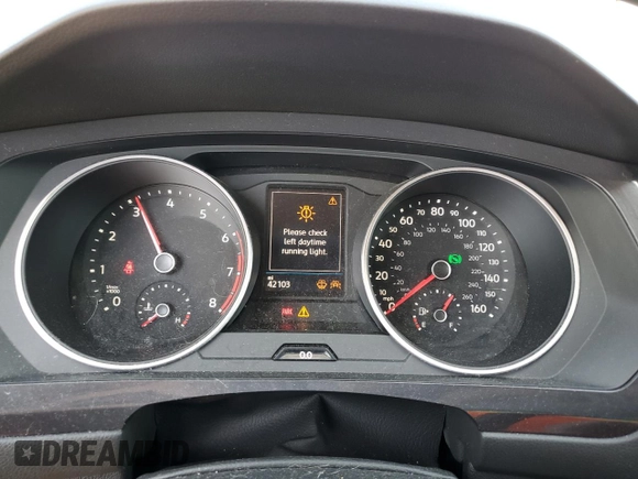 2021 Volkswagen Tiguan S z VIN 3VV0B7AX0MM068396, wystawiony jako Copart lot #54058005 z przebiegiem 42 103 mil mil oraz Czysty tytuł • Clean title. Historia ofert i sprzedaży dostępna na DreamBid. Obrazek 9.