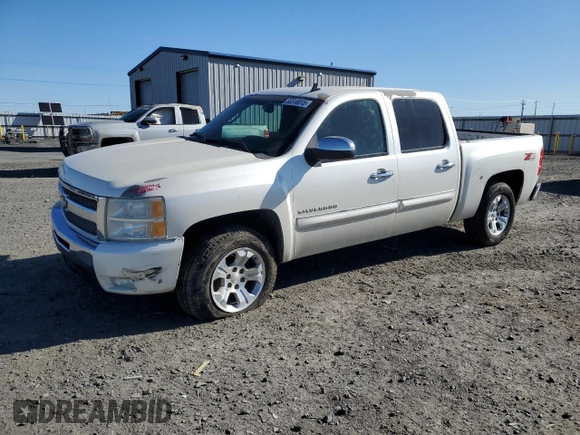 2011 Chevrolet Silverado 1500 LT with VIN 3GCPKSE35BG229070, listed as a Copart auction lot 53318815 with 183,395 mi miles and Salvage Title. Bid and sale history available at DreamBid. Image 1.