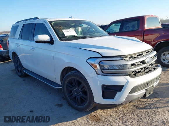 2022 Ford Expedition XLT with VIN 1FMJU1HT6NEA50257, listed as a IAAI auction lot 41147441 with 48,479 mi miles. Bid and sale history available at carsss.com. Image 1.