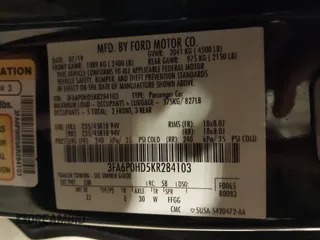 2019 Ford Fusion SE with VIN 3FA6P0HD5KR284103, listed as a IAAI auction lot 41477133 with 90,722 mi miles and . Bid and sale history available at carsss.com. Image 9.