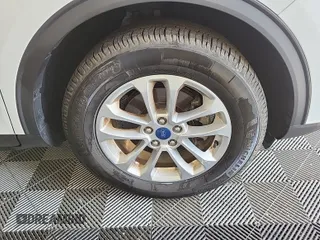 2020 Ford Escape SE с VIN 1FMCU9G63LUB81314, выставлен на аукционе IAAI как лот 42905132 с пробегом 44 436 миль миль и . История ставок и продаж доступна на DreamBid. Изображение 19.